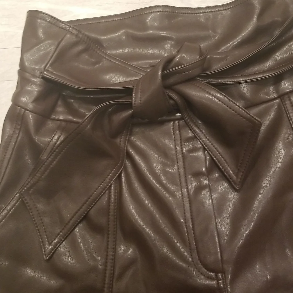 💕JONATHAN SIMKHAI💕 Mari Vegan Leather Tie Shorts Chocolate Dark Brown 10 NWT - Picture 8 of 12